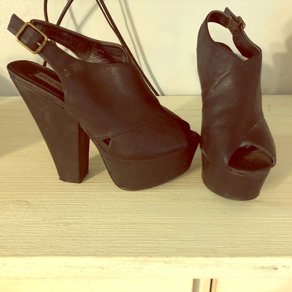 Steve Madden pumps